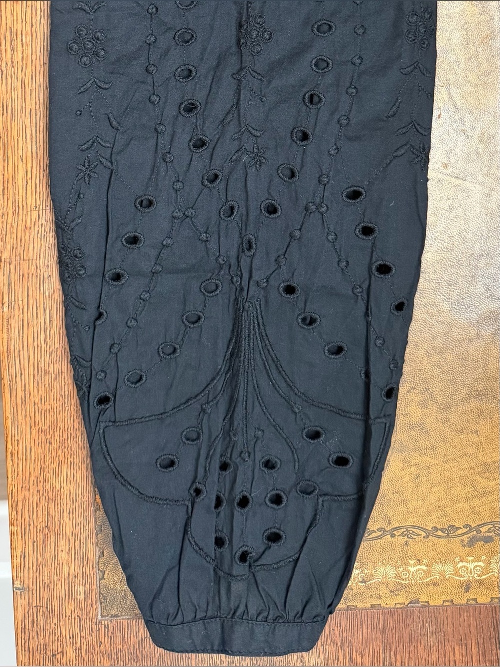 Old Navy Blouse Eyelet Sleeve Button Up Black XL - Picture 10 of 15